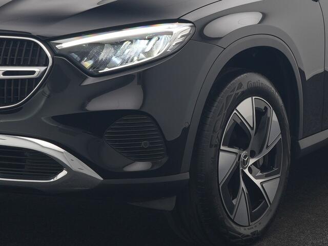 Mercedes-Benz GLC-KLASSE 300e 4MATIC Avantgarde PHEV 313pk Dealer O.H. | Panodak | Adaptive Cruise | Burmester 3D | Camera | Lederen Sportstoelen Memory & Verwarmd | Stuur Verwarmd | Sfeerverlichting | Apple Carplay | Blis | Navigatie | DAB | 19"L.M | Plug In Hybrid |