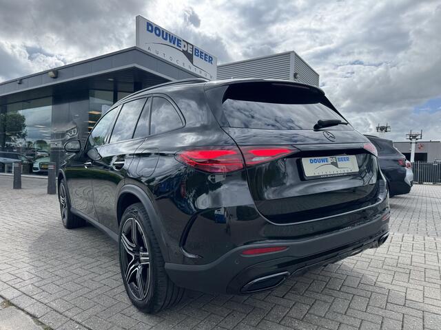 Mercedes-Benz GLC-KLASSE 300e 4MATIC AMG Night Pano | Trekhaak | memory stoelen | leer | HiFi Premium geluidinstallatie