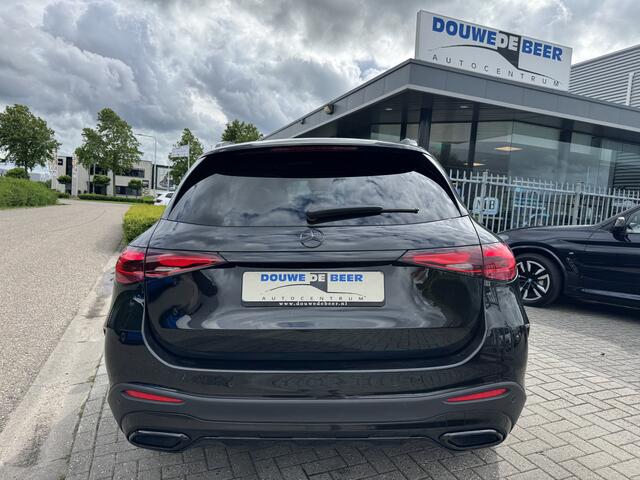 Mercedes-Benz GLC-KLASSE 300e 4MATIC AMG Night Pano | Trekhaak | memory stoelen | leer | HiFi Premium geluidinstallatie