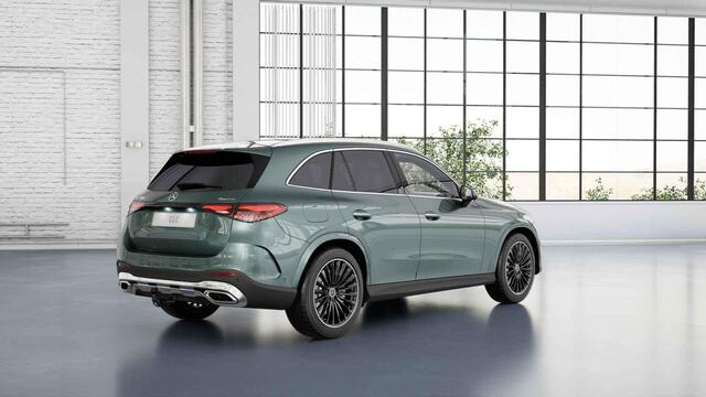 Mercedes-Benz GLC-KLASSE 300e 4MATIC Business Solution AMG | Premium Pakket | Winterpakket | Panoramaschuifdak | Trekhaak | Parkeerpakket |