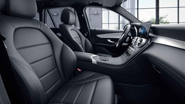 Mercedes-Benz GLC-KLASSE 300e 4MATIC Business Solution AMG | Night | Panoramadak | Trekhaak | Widescreen | Stoelverwarming |