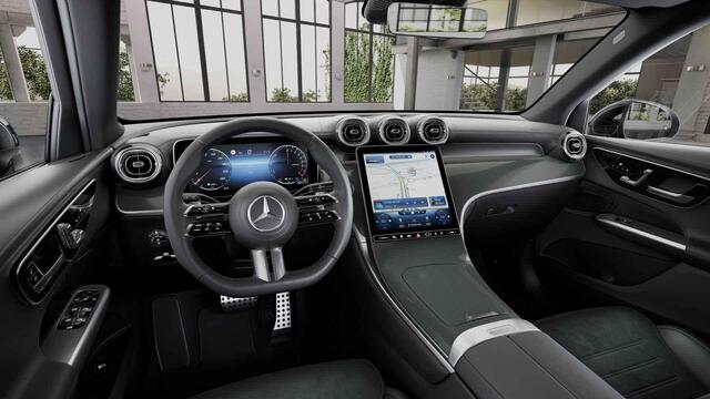 Mercedes-Benz GLC-KLASSE 300e 4MATIC AMG Line | Night | Panoramadak | Memory | Trekhaak | Digital light | Sfeerverlichting |