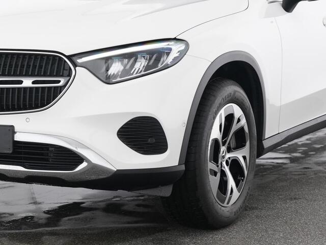 Mercedes-Benz GLC-KLASSE 300 e 4MATIC Plug-In Hybride Trekhaak | Panorama Schuif-Kanteldak | Memory voorstoelen | Ledkoplampen | Stoel en Stuurverwarming. Inclusief 24 maanden MB Certified garantie voor Europa.