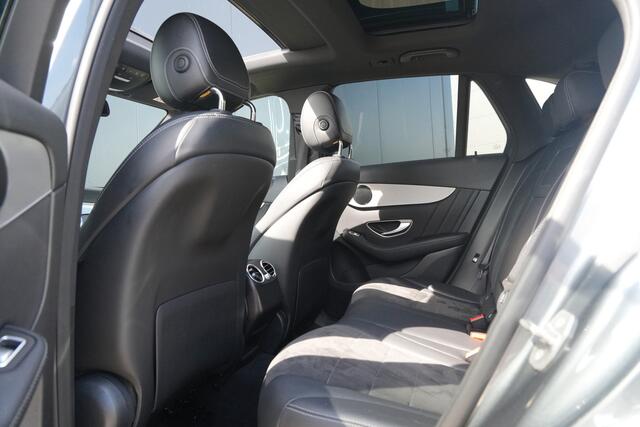Mercedes-Benz GLC-KLASSE 250 4MATIC Premium Plus - Elek Trekhaak - Pano - Leder - Stoelverwarming - Blindspot - Rijklaar
