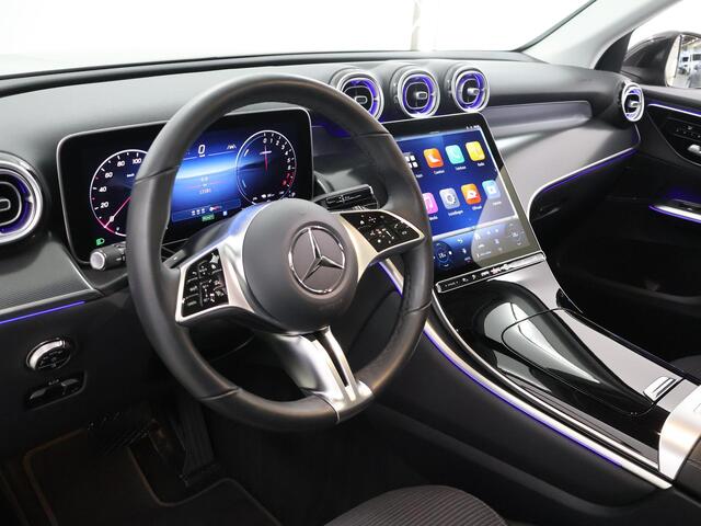 Mercedes-Benz GLC-KLASSE 300e 4MATIC Luxury Line | Panoramadak | Winter Paket | Memory stoelen | Parkeercamera | Sfeerverlichting |