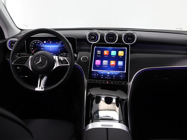 Mercedes-Benz GLC-KLASSE 300e 4MATIC Luxury Line | Panoramadak | Winter Paket | Memory stoelen | Parkeercamera | Sfeerverlichting |