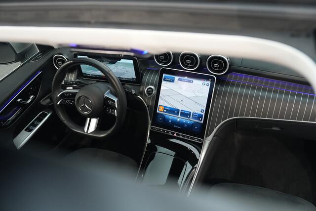 Mercedes-Benz GLC-KLASSE 400e 4MATIC AMG ? LUCHTVERING ? ACHTERAS BESTURING ? TREKHAAK ? ADAP CRUISE ? PANO ? BURMESTER ? HEAD UP ? 360 ? MEMORY ? DIGITAL LIGHT