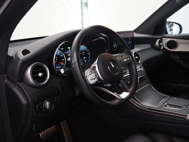 Mercedes-Benz GLC-KLASSE 300e 4MATIC Business Solution AMG | Night | Panoramadak | Trekhaak | Widescreen | Stoelverwarming |