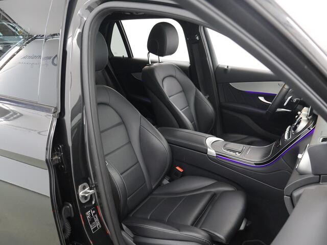 Mercedes-Benz GLC-KLASSE 300e 4MATIC Business Solution AMG | Night | Panoramadak | Trekhaak | Widescreen | Stoelverwarming |