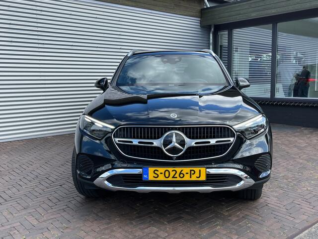 Mercedes-Benz GLC-KLASSE 300e 4MATIC AMG Line PANORAMADAK