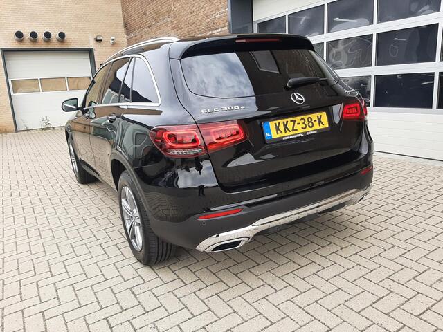 Mercedes-Benz GLC-KLASSE 300e 4MATIC SOH 97%