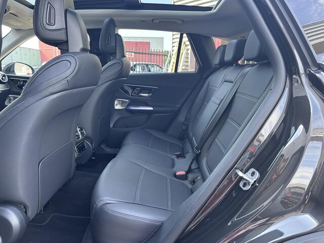 Mercedes-Benz GLC-KLASSE 300e 4MATIC AMG Line | Rijassistentiepakket | Burmester | Head Up display | Massage | Panoramadak | Trekhaak