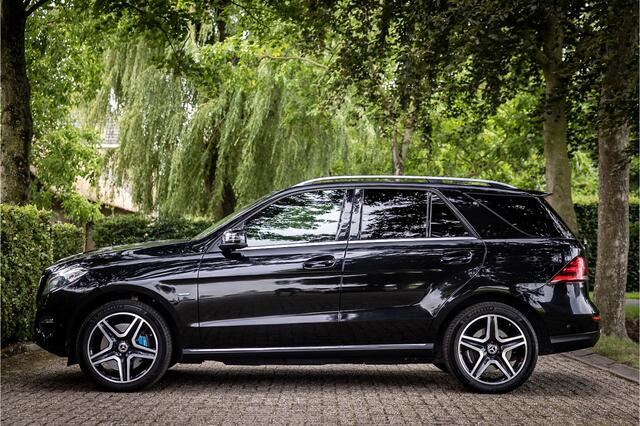 Mercedes-Benz GLE-KLASSE 500 e 4MATIC AMG Line Panorama Airmatic Harman Kardon 360 Camera