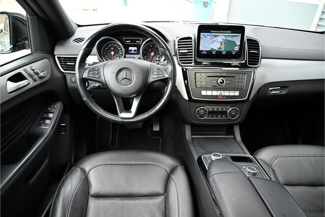 Mercedes-Benz GLE-KLASSE Coupe 400 4MATIC AMG / PANO / NIGHT / LEDER / CAMERA / LED / SFEERVERLICHTING / NIEUWSTAAT