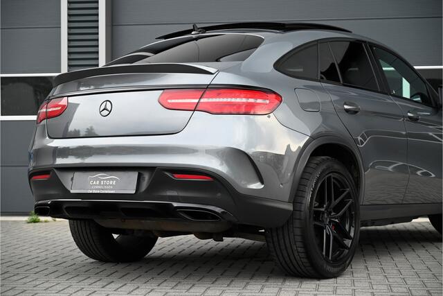 Mercedes-Benz GLE-KLASSE Coupe 400 4MATIC AMG / PANO / NIGHT / LEDER / CAMERA / LED / SFEERVERLICHTING / NIEUWSTAAT