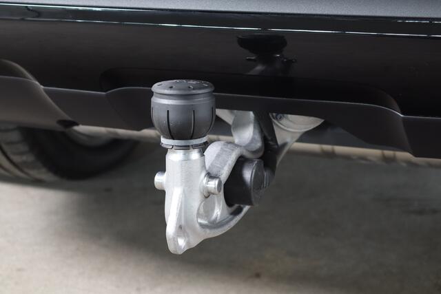 Mercedes-Benz GLE-KLASSE 400 e 4MATIC AMG Line Premium Burmester I Massage I Carbon