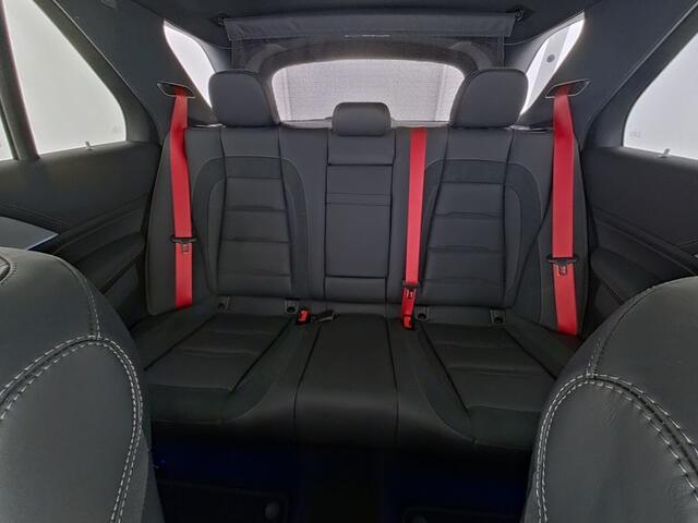 Mercedes-Benz GLE-KLASSE Mercedes-AMG 53 Hybrid 4MATIC+ Premium Plus | Trekhaak | Airmatic | Panoramadak | Burmester® | Sluitbekrachtiging | Distronic | Stoelverwarming - Ventilatie | Inclusief 24 maanden MB Certified garantie voor Europa.