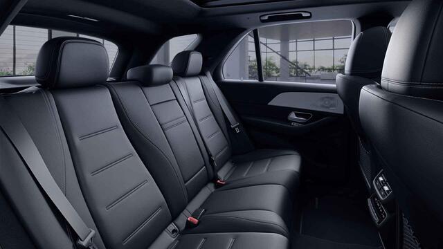 Mercedes-Benz GLE-KLASSE 450 4MATIC Premium Plus | AMG | Night | Trekhaak | Panoramadak | Luchtvering | Burmester | Memory | 360 graden camera | Keyless | Widescreen |