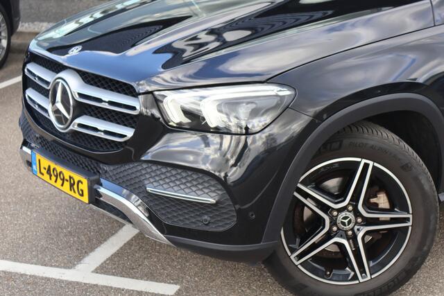 Mercedes-Benz GLE-KLASSE 300 d 4MATIC l Panoramadak l MBUX l Camera l LED High performance l Spiegel pakket l Smartphone integratie l Wegklapbare trekhaak l Elektrische bedienbare achterklep l Tempomaat l Dode hoek assistent l Adaptief groot licht assistent l BTW auto I Parkeer p