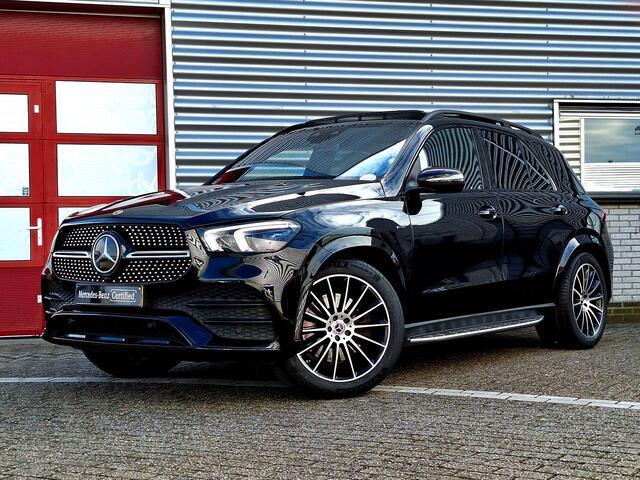 Mercedes-Benz GLE-KLASSE 350 de 4MATIC Premium Plus | Panoramadak | Trekhaak | Night pakket | Rijassistentiepakket | Burmester | AIRMATIC luchtvering | Sfeerverlichting | Stoelverwarming voor + achter | Dodehoekassistentie | Multibeam LED | Treeplanken | Elektrische achterklep