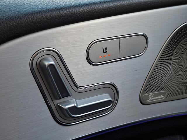 Mercedes-Benz GLE-KLASSE 350 de 4MATIC Premium Plus | Panoramadak | Trekhaak | Night pakket | Rijassistentiepakket | Burmester | AIRMATIC luchtvering | Sfeerverlichting | Stoelverwarming voor + achter | Dodehoekassistentie | Multibeam LED | Treeplanken | Elektrische achterklep