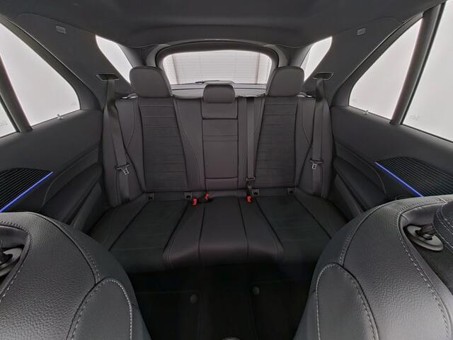 Mercedes-Benz GLE-KLASSE 400 e 4MATIC AMG Plug-In Hybride AMG Line | Night Pakket | Distronic | 22 Inch AMG Velgen | Panorama Schuif-Kanteldak | Trekhaak | Airmatic | Inclusief 24 maanden MB Certified garantie voor Europa.