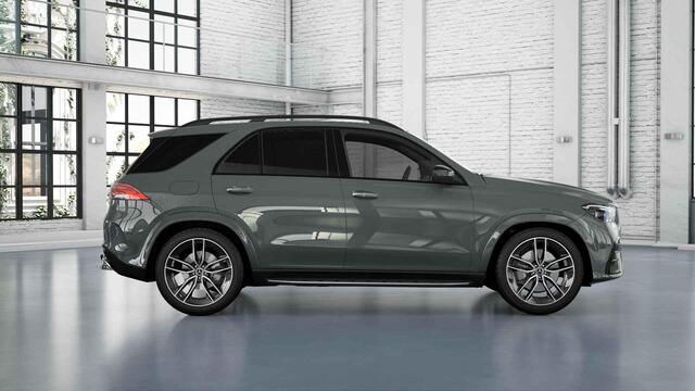 Mercedes-Benz GLE-KLASSE 400 400e 4MATIC Sport Edition Premium Plus | AMG-Line | Night | Premium Plus | Panoramaschuifdak | AIRMATIC | Trekhaak | Burmester | Massagestoelen | 22 inch AMG Velgen | Winter pakket |