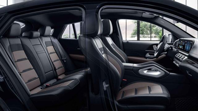 Mercedes-Benz GLE-KLASSE Coupé AMG 63 S 4MATIC+ | AMG Night pakket | Trekhaak | Headup | Burmester | Widescreen | Luchtvering | Treeplanken |