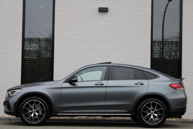 Mercedes-Benz Glc Coupé 300 4MATIC / Premium Plus / AMG / Panorama / NL-Auto / Vol Opties / NIEUWSTAAT