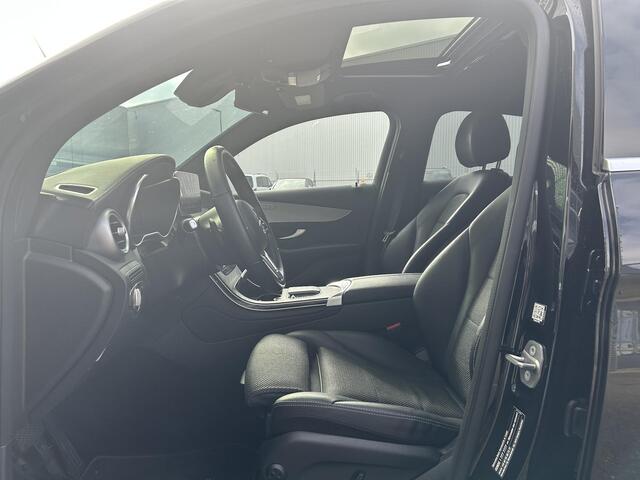 Mercedes-Benz Glc Coupé 300e 4MATIC Business Solution AMG