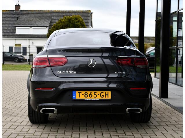 Mercedes-Benz Glc Coupé 300e 4MATIC Premium Plus AMG, AIRMATIC, HUD