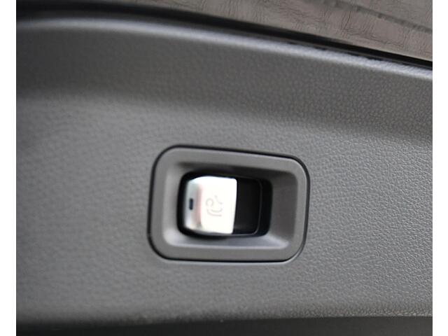 Mercedes-Benz Glc Coupé 300e 4MATIC Premium Plus AMG, AIRMATIC, HUD