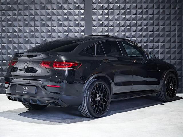Mercedes-Benz Glc Coupé 300e 4M AMG | Schuifd. | Luchtv. | All Black | 21" | Topv. | High Perf. Li. | Side |