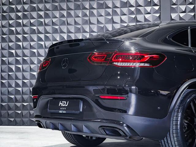 Mercedes-Benz Glc Coupé 300e 4M AMG | Schuifd. | Luchtv. | All Black | 21" | Topv. | High Perf. Li. | Side |