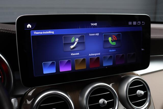 Mercedes-Benz Glc Coupé 300 4MATIC AMG Line | Dodehoekassistent | Camera | Multibeam LED | Stoelverwarming | Spoorpakket | Leder | Zonnerollo's | Navigatie | Cruise Control |