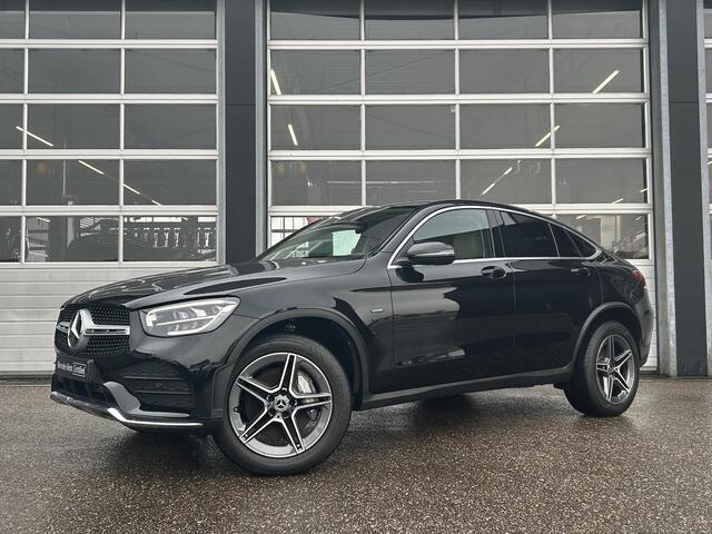 Mercedes-Benz Glc Coupé 300e 4MATIC AMG | Beige Leder | Trekhaak | Burmester Sound | DAB Tuner | LED verlichting | Stoelverwarming | Digitaal dashboard display