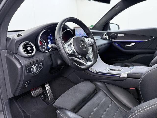 Mercedes-Benz Glc Coupé 300e 4MATIC Business Solution AMG Schuifdak Trekhaak Sfeerverlichting Camera