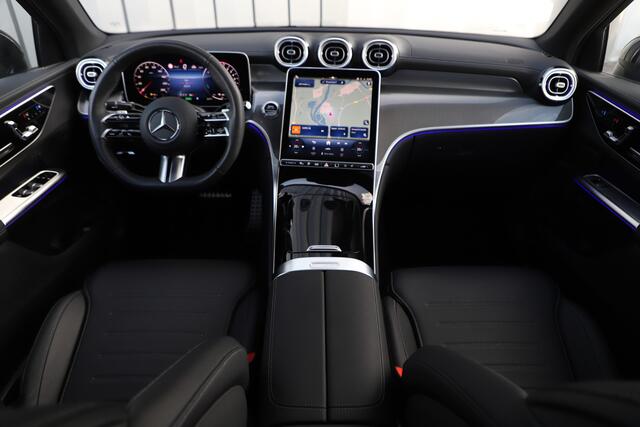 Mercedes-Benz Glc Coupé 300e AMG 4-Matic | 313PK | Pano | Keyless-go | Sfeerverlichting | Digital-light | Leder | Distronic+ | Stuurwielverw. | 2025.