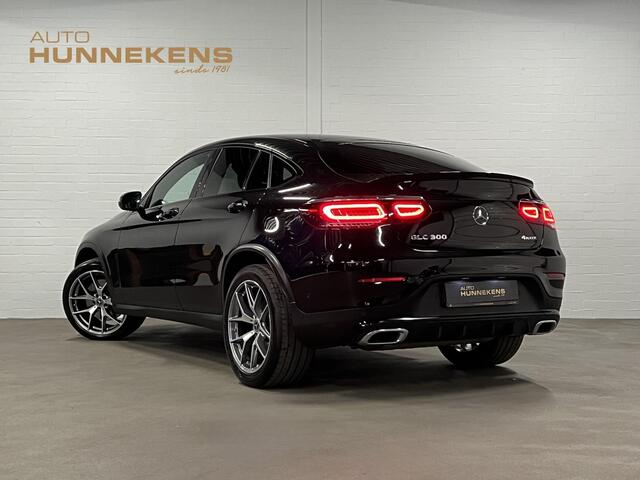 Mercedes-Benz Glc Coupé 300 4MATIC AMG Open dak | Burmester | Sfeerverlichting | Stuur-/stoelverwarming | Achteruitrij camera | Carplay