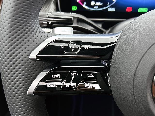 Mercedes-Benz Glc Coupé 300 e 4MATIC Sport Edition | Premium Pakket | Nightpakket | Treeplanken in aluminiumlook | Trekhaak | DISTRONIC | AMG spoiler | Panoramaschuifdak | THERMATIC |