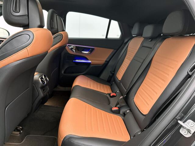 Mercedes-Benz Glc Coupé 300 e 4MATIC Sport Edition | Premium Pakket | Nightpakket | Treeplanken in aluminiumlook | Trekhaak | DISTRONIC | AMG spoiler | Panoramaschuifdak | THERMATIC |