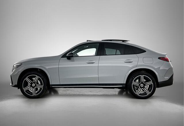 Mercedes-Benz Glc Coupé 300 e 4MATIC Sport Edition | Premium | Nightpakket | Treeplanken | Trekhaak | AMG spoiler | DISTRONIC | Panoramaschuifdak |