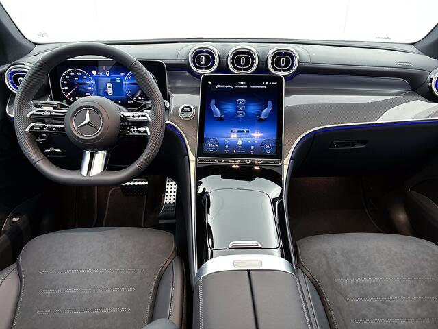 Mercedes-Benz Glc Coupé 300 e 4MATIC Sport Edition | Premium | Nightpakket | Treeplanken | Trekhaak | AMG spoiler | DISTRONIC | Panoramaschuifdak |