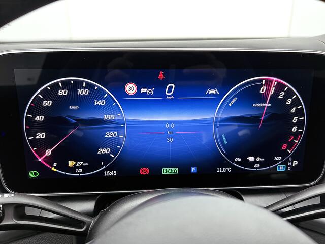 Mercedes-Benz Glc Coupé 300 e 4MATIC Sport Edition | Premium | Nightpakket | Treeplanken | Trekhaak | AMG spoiler | DISTRONIC | Panoramaschuifdak |