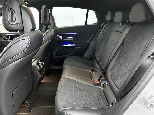 Mercedes-Benz Glc Coupé 300 e 4MATIC Sport Edition | Premium | Nightpakket | Treeplanken | Trekhaak | AMG spoiler | DISTRONIC | Panoramaschuifdak |