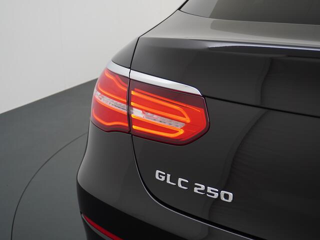 Mercedes-Benz Glc Coupé 250 4MATIC AMG line | Schuifdak 360 Camera