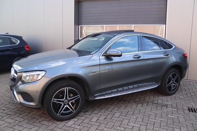Mercedes-Benz Glc Coupé 350e 4MATIC Premium AMG, Burmester, Pano, 360 Camera