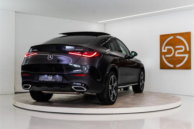 Mercedes-Benz Glc Coupé 300e 4MATIC AMG 320PK | Pano | Burmester | Memory | Keyless | VOL! 12 MND Garantie