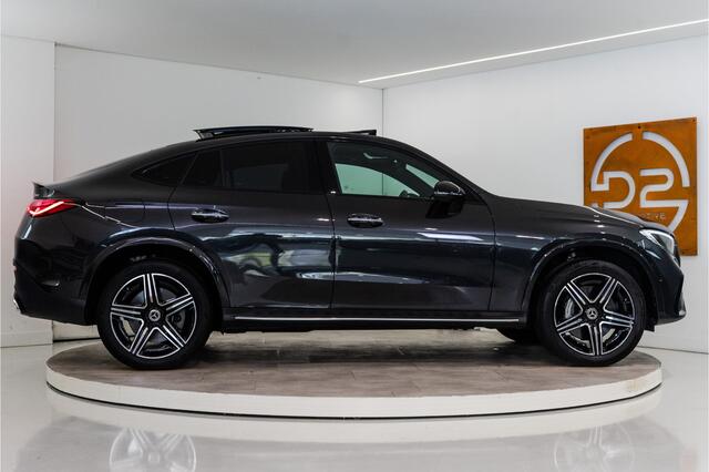 Mercedes-Benz Glc Coupé 300e 4MATIC AMG 320PK | Pano | Burmester | Memory | Keyless | VOL! 12 MND Garantie
