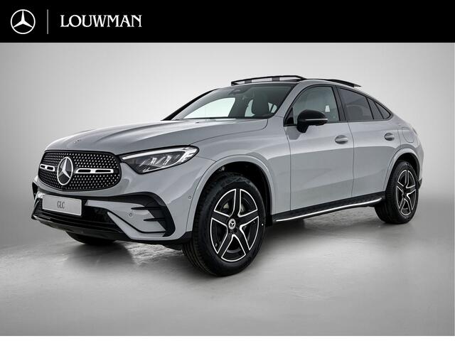 Mercedes-Benz Glc Coupé 300e 4MATIC Business Solution AMG | Advanced plus | Nightpakket | Treeplanken in aluminiumlook | Trekhaak | Panoramaschuifdak | DISTRONIC | AMG spoiler | Smartphone-integratie |